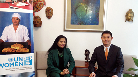 南非首位女性副总统 联合国会见口袋牛店CEO